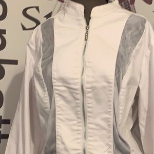 White denim jeans with jacket